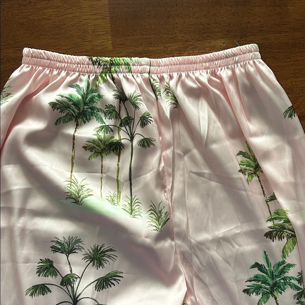 Pink Palm Tree Print Pajama Set size xl - Picture 6 of 6